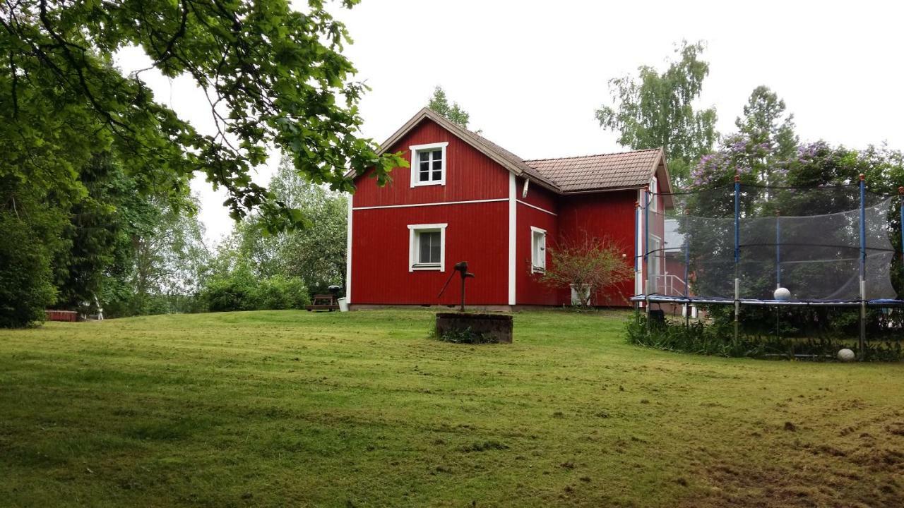 Punavilla Cottage Eura Екстериор снимка